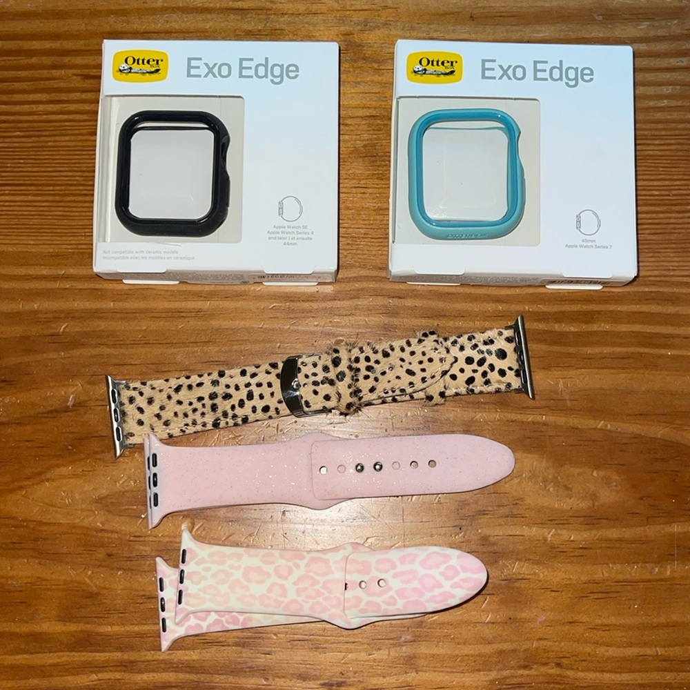 Apple Watch accessories (1 case/ 3 bands)